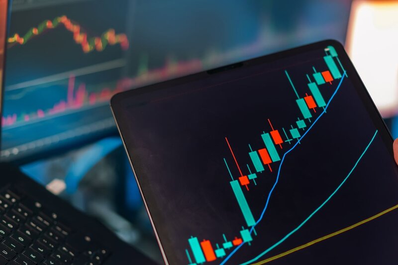 SQL CASE WHEN: Conditional Logic in Queries